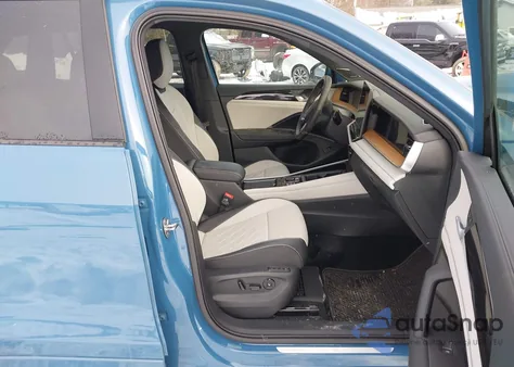 2025 Volkswagen Tiguan 2.0T Sel R-Line z USA, uszkodzony, nr VIN 3VVLR7RM3SM014848